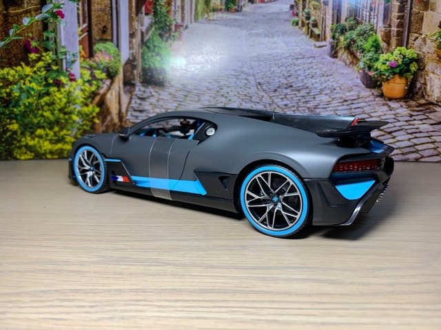 1:18 Brand New Bugatti Divo diecast Model car - photo 5