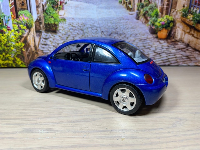 1:18 Made in Italy 1998 Volkswagen Beetle diecast Model car - photo 5