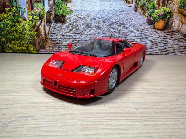 1:18 Bugatti EB110 diecast Model car perfect condition with box