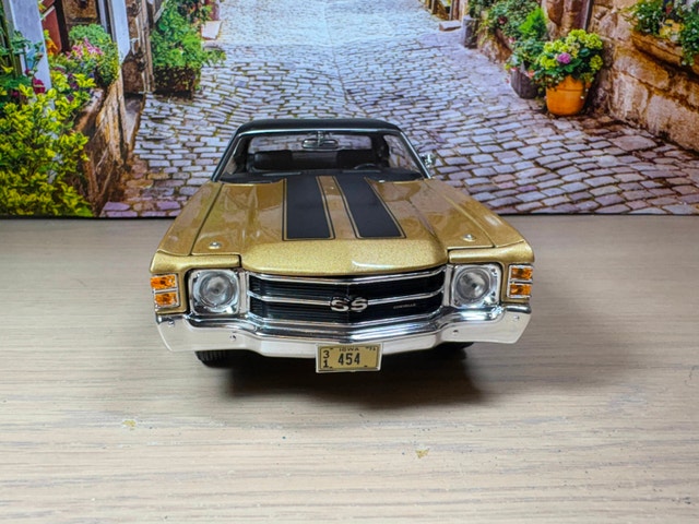 1:18 Brand New 1971 Chevrolet Chevelle SS454 Sport Coupe - photo 3