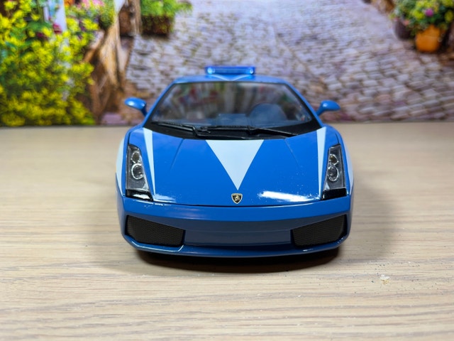1:18 Lamborghini Gallardo Polizia Police car diecast car NO BOX - photo 2