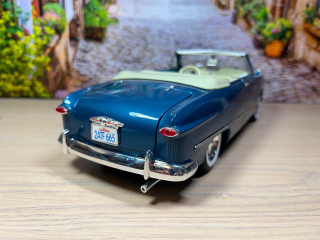 1:18 Brand New 1949 Ford convertible diecast Model car - photo 4