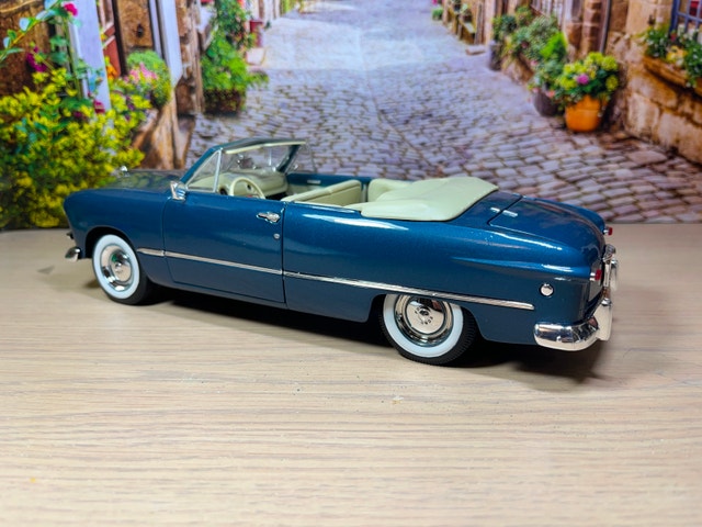 1:18 Brand New 1949 Ford convertible diecast Model car - photo 5