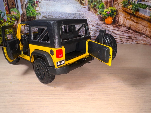 1:18 Brand New 2014 Jeep Wrangler Willys diecast Model car - photo 5