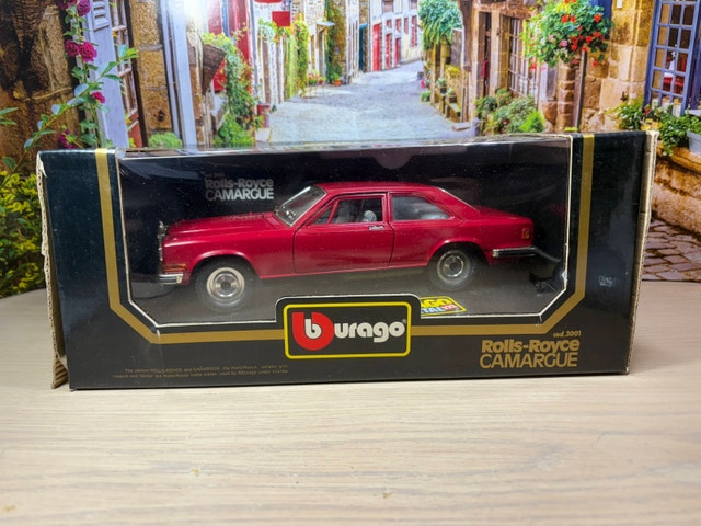 Rolls-Royce Camargue diecast Model car Made in Italy 1:22 Scale - photo 3