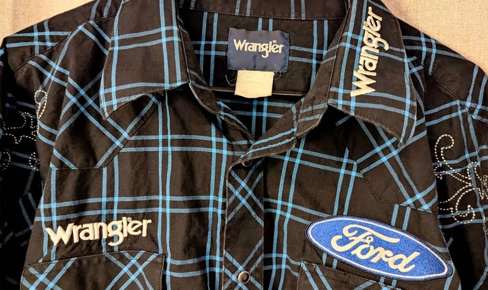 00's XL Wrangler Rodeo Ford Patch and Embroidery Long Sleeve - photo 2