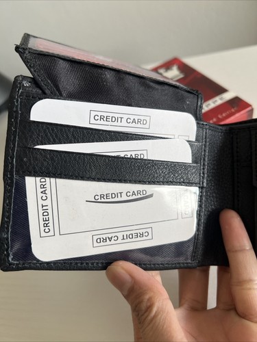 Leather Wallet - Black Bi-fold - photo 5