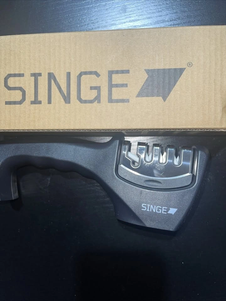 4-in-1 Knife and Scissor Sharpener 4-Stage Manual - photo 2