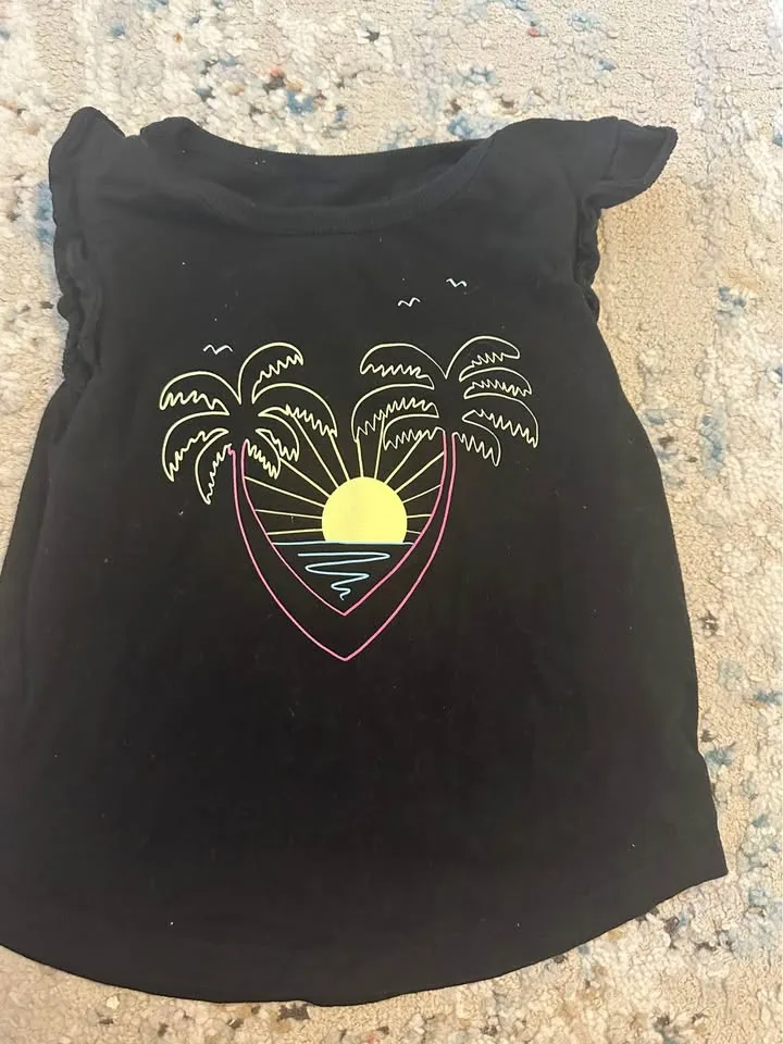 Summer clothes Lot #1 image indicator(2)