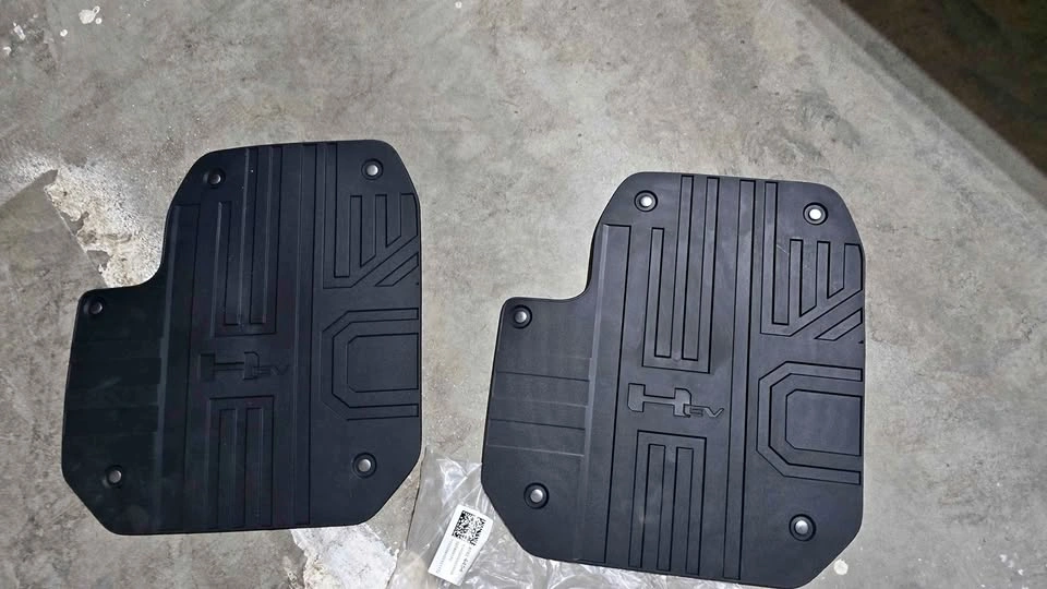 Winter mats for Hummer EV
