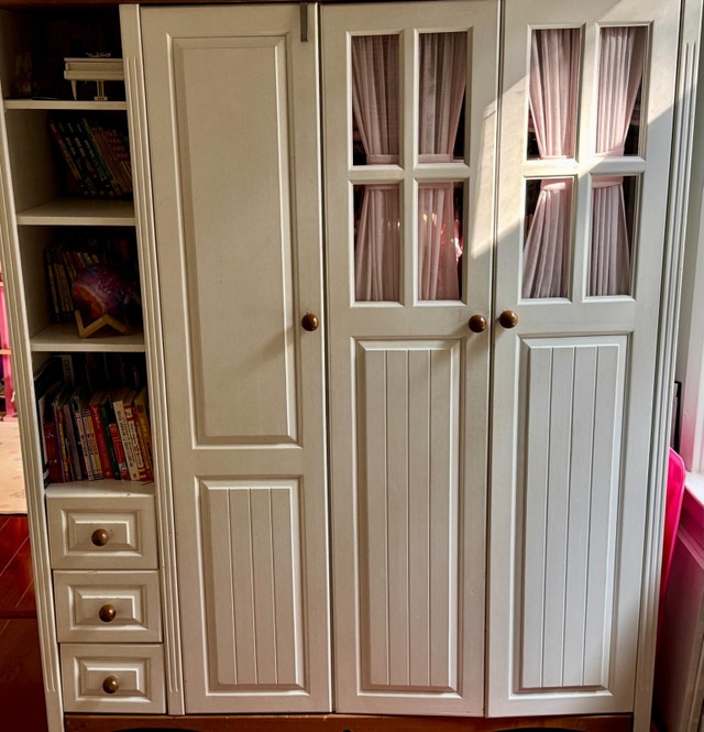Premium Wood Wardrobe – Non-Toxic! (Perfect for Kids’ Room) - photo 5