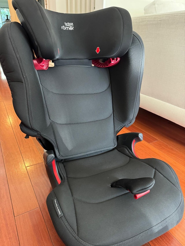 Car Seat (Britax Romer) - Excellent Condition - photo 2