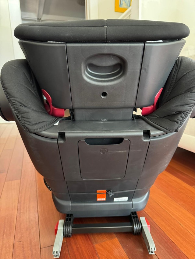 Car Seat (Britax Romer) - Excellent Condition - photo 3