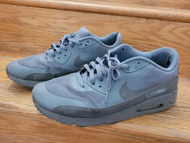 Nike Air Max 90s Grey Size 13 image indicator(3)