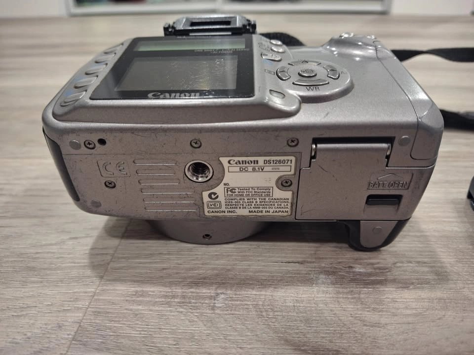 Canon EOS Digital Rebel XT DSLR Camera Body Bundle - photo 5