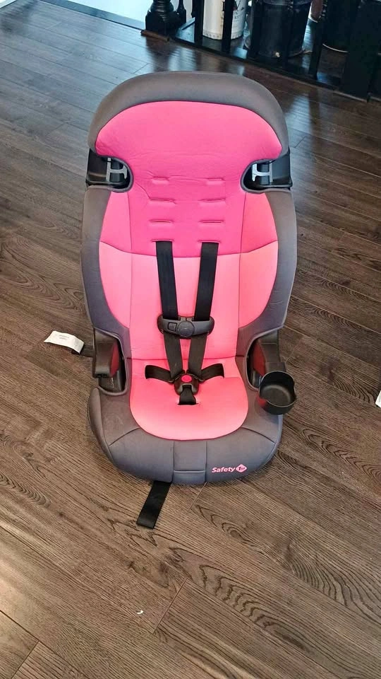 Safety 1st Grand 2-in-1 Booster Car Seat
