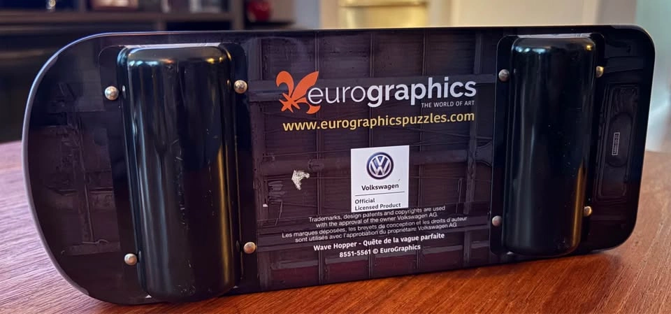 New VW Bus Collectible Tin & 550-Piece Jigsaw Puzzle - photo 2