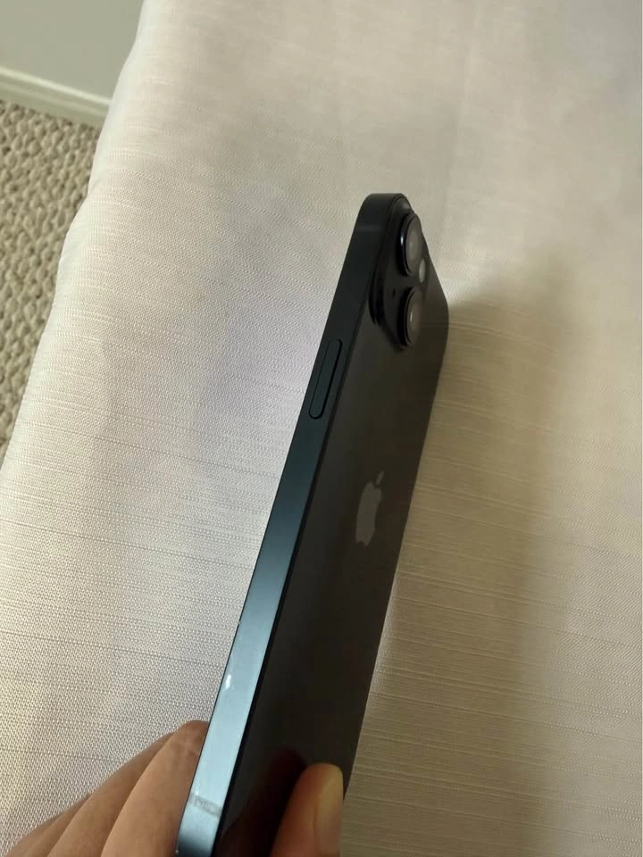 Apple iPhone 14 - photo 4