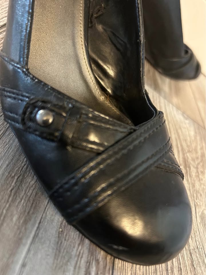 Women’s Size 9 Alfred Sung Wedge Heels - photo 5