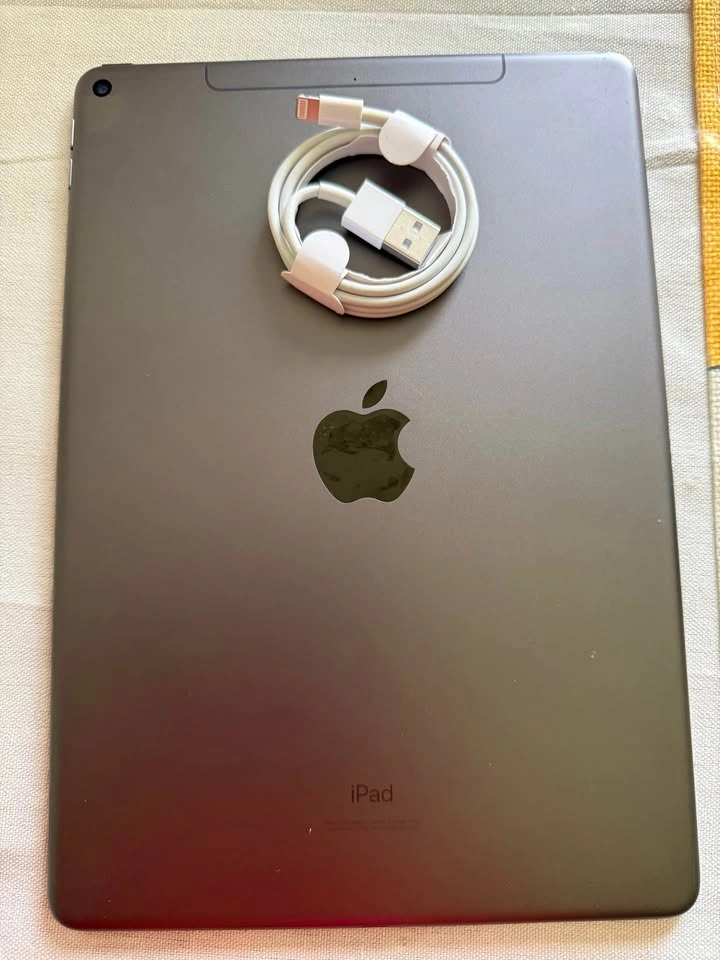 Apple iPad Air 3rd Gen. Cellular- 256GB - photo 2