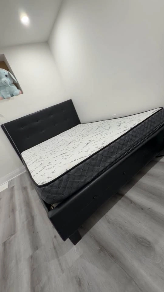 Queen Size Black Faux Leather Bed Frame and Mattress - photo 3