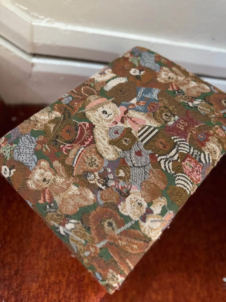 Vintage Teddy Bear Tapestry Storage Ottoman / Footstool – Wooden - photo 3