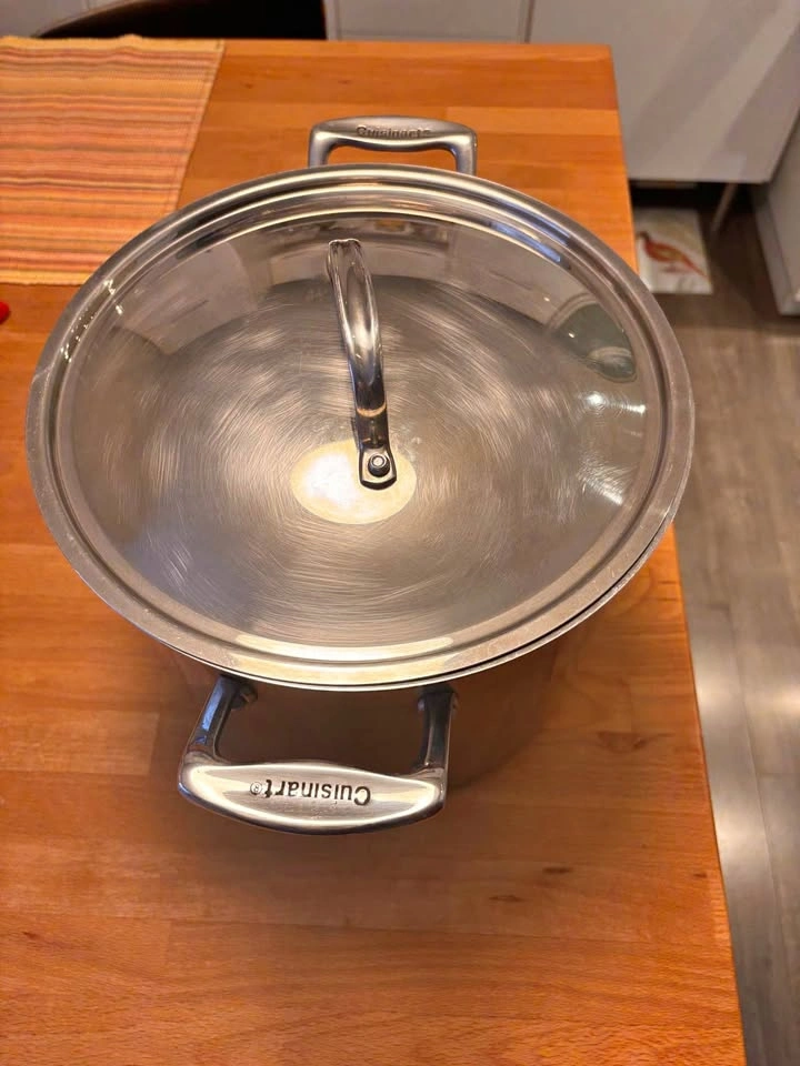 Cuisinart Stainless Steel Stock Pot with Lid (Model #766-26HBC)