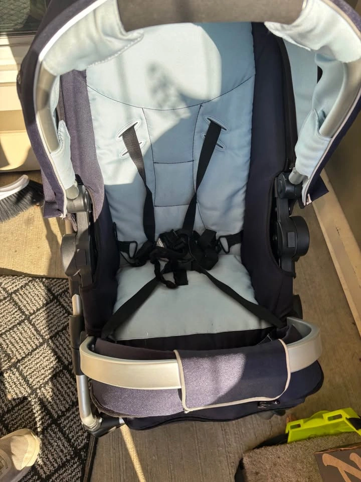 i'coo Stroller - Make a reasonable offer - photo 2