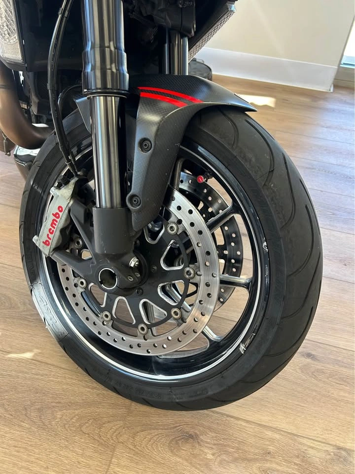 2011 Ducati Diavel - photo 2