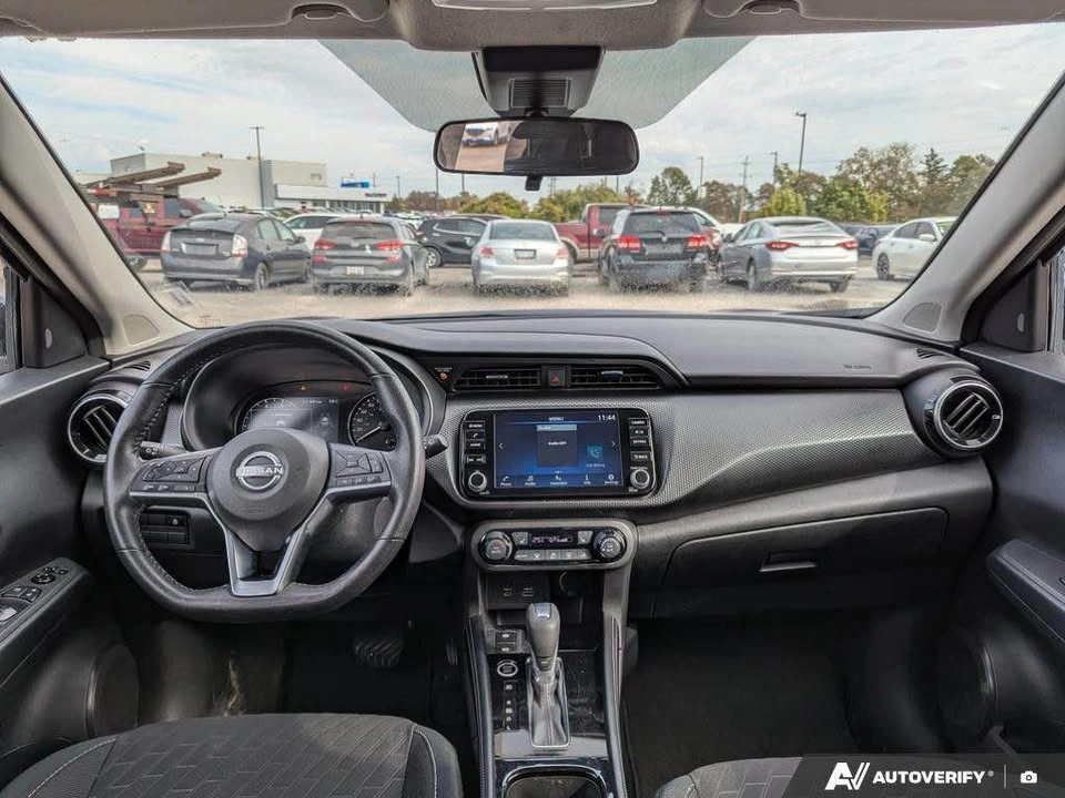 2025 Nissan Kicks - photo 3
