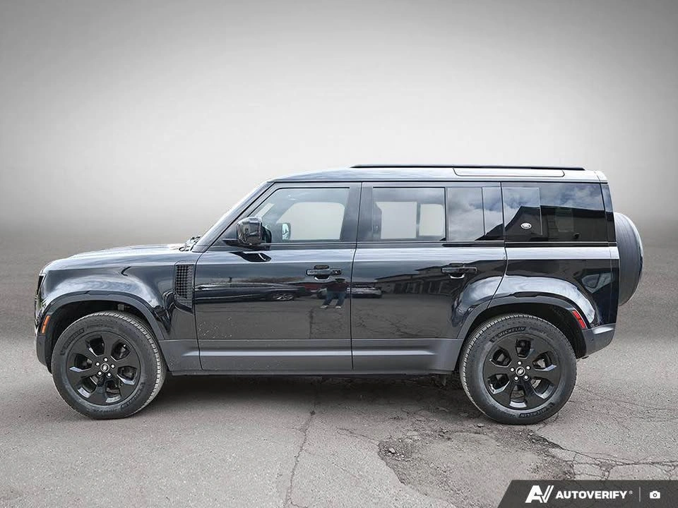 2021 Land Rover Defender - photo 2