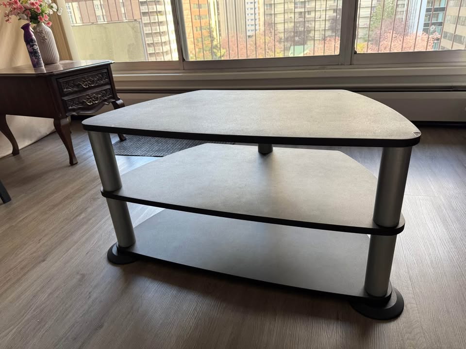 🧡Modern Black 3-Tier TV / Media Stand - photo 2