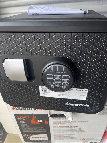 SentrySafe FPW082FS Fireproof Waterproof Safe 0.81 cu ft