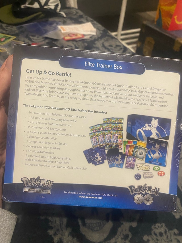 Pokémon Go ETB Elite Trainer Box Sealed - photo 4