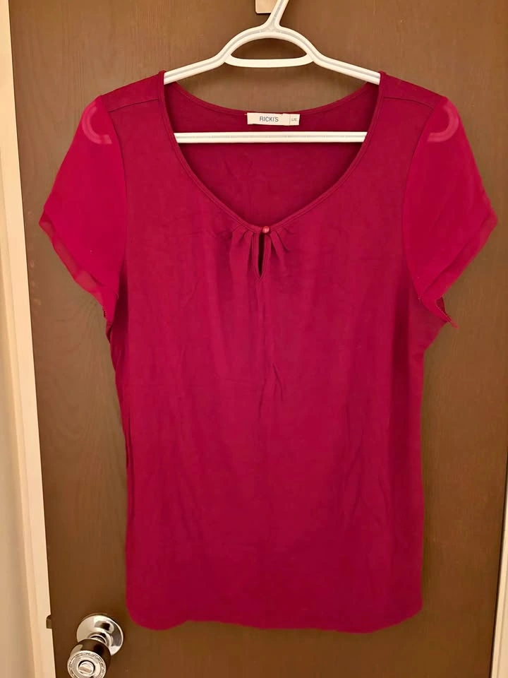 Ricki’s top