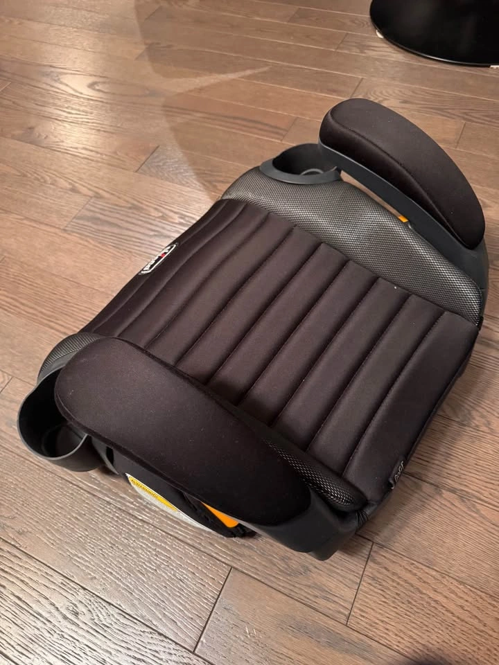Chicco Booster Seat - photo 4