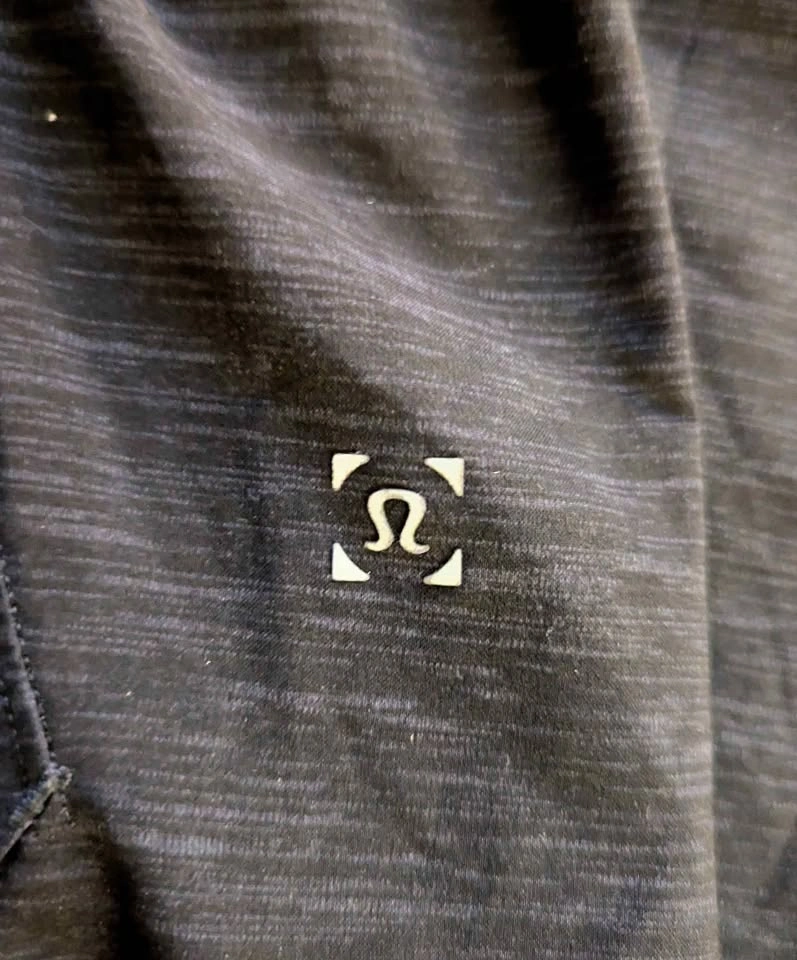 Lululemon Running Shorts XL Men's - photo 2