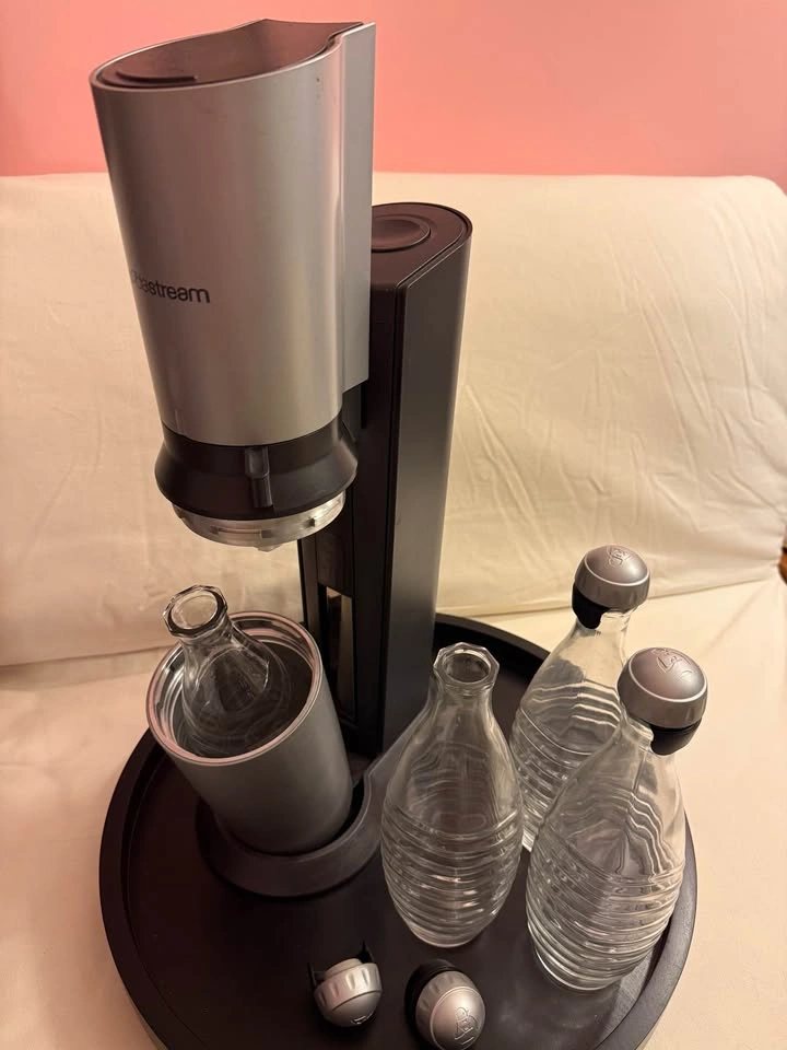 SodaStream Crystal Sparkling Water Maker - photo 2