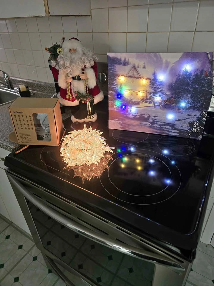 Cozy Christmas Decor Bundle - 2x IKEA Star Light Curtains, LED C