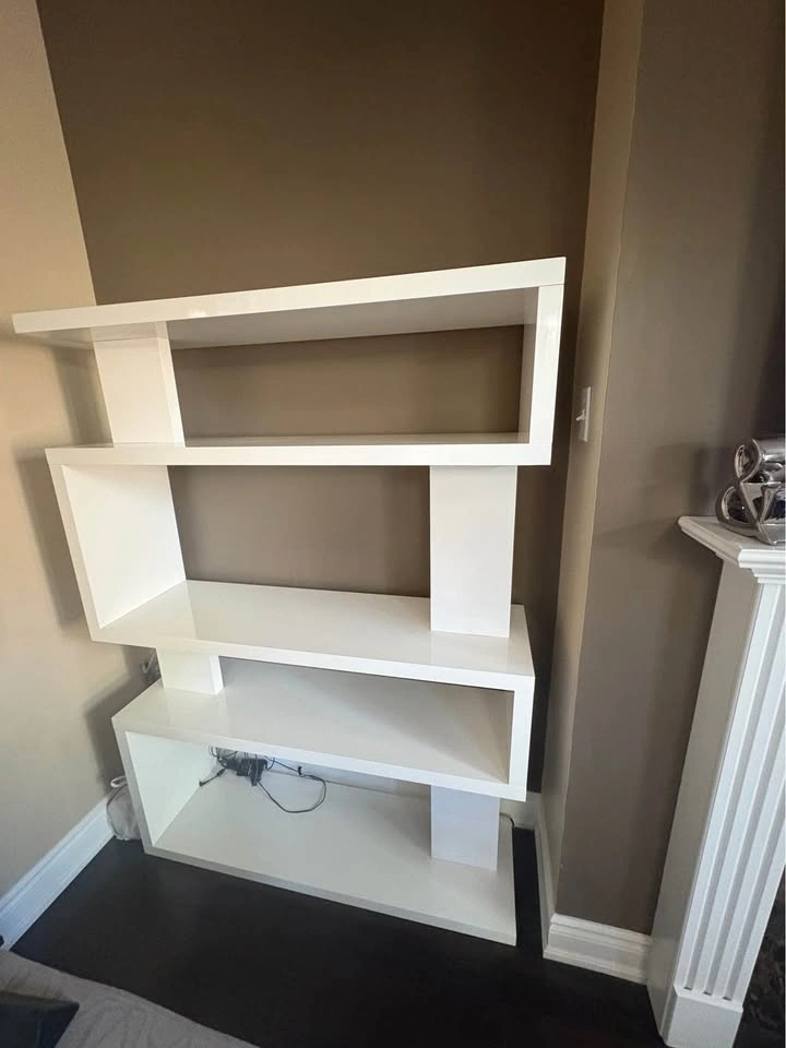 2 Lacquered Free Standing White Book Shelves or Display Shelves - photo 2