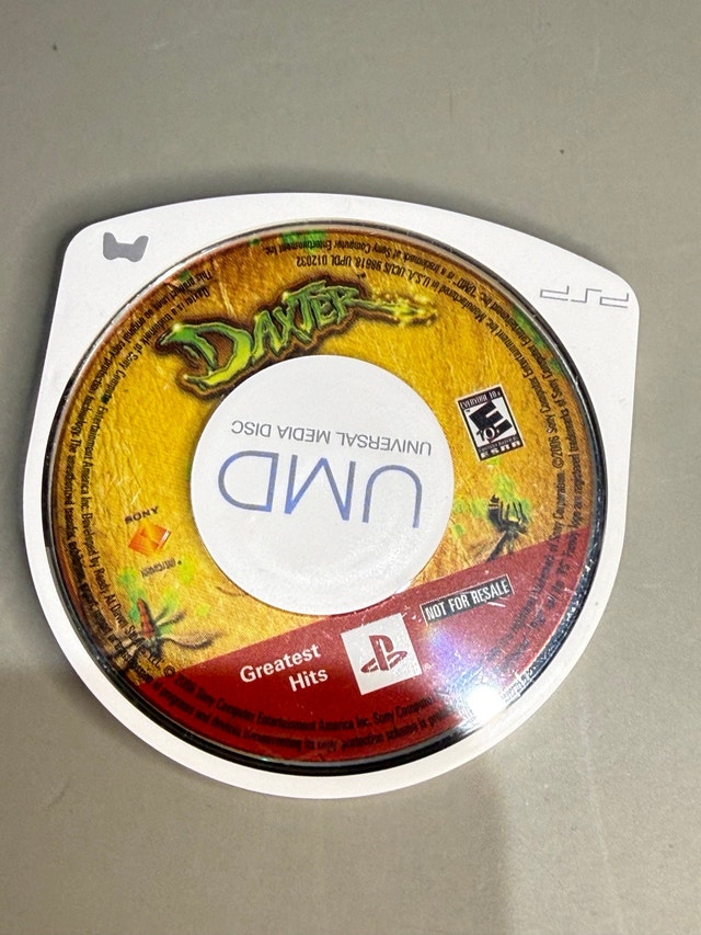 Daxter Greatest Hits - PSP UMD Disc Only - photo 3