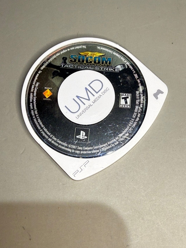 SOCOM: U.S. Navy SEALs Tactical Strike - PSP UMD Disc Only - photo 3