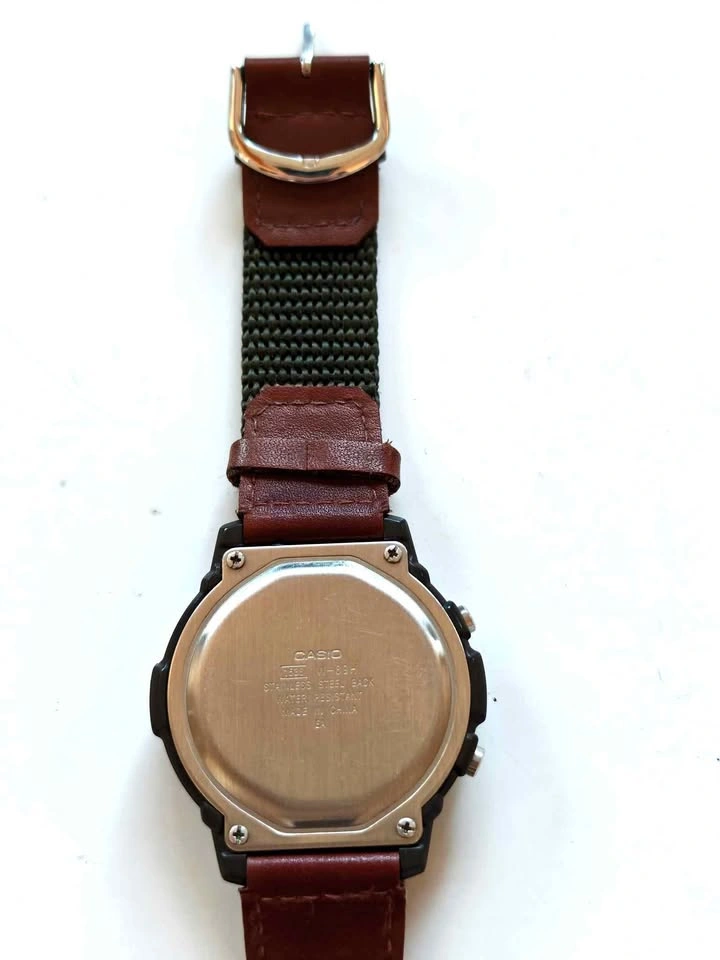 Vintage Casio W-89H Digital Illuminator Watch (1536) 50m - photo 3