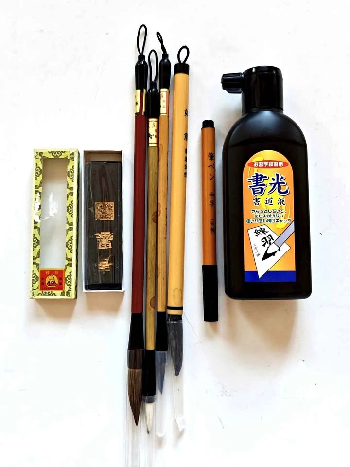 Japanese Chinese Calligraphy Brush Set Liquid Ink Sumi Ink Stick