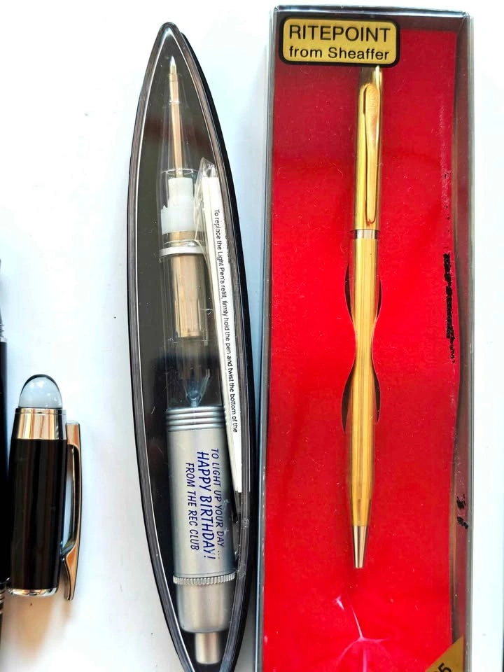 Lot of Fountain Pens and ball pens - photo 4