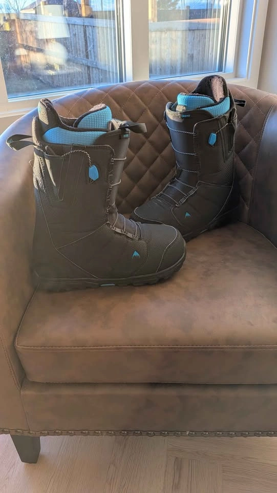 Burton Snowboard Setup – Moto Boots (Size 9.5) & Mission EST Bin - photo 5