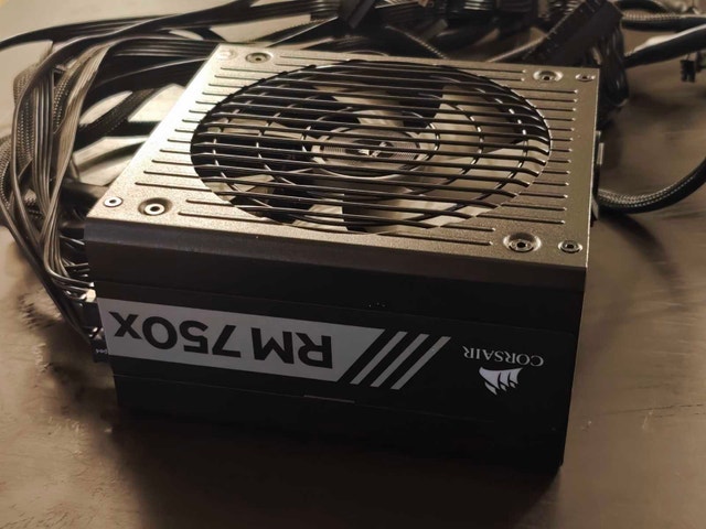 Corsair RM750X ATX Power Supply