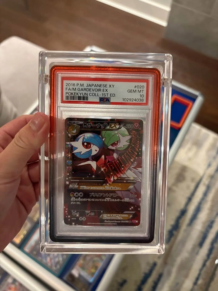 Premium Acrylic Case (Fits PSA Slabs) - photo 2