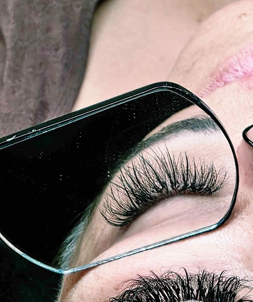 Lashes