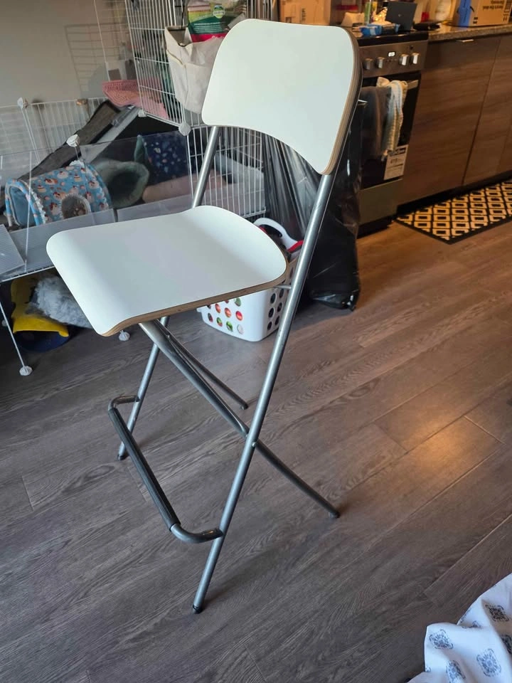 FREE: White Folding Bar Stool / Counter Chair - 29" Height - photo 2